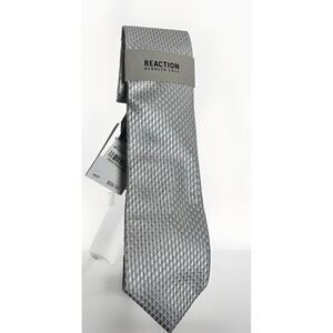 NEW W/ TAGS Kenneth Cole‎ Reaction Necktie Silver Diamond Pattern NWT $59